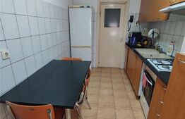 Apartament cu 4 camere, 96 mp, Central