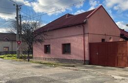 Casa 6 camere, 200 mp, Parneava