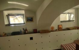 Garsoniera 37 mp, Central