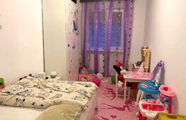 Apartament spatios, 3 camere, etaj intermediar, 60 mp, zona Vlaicu