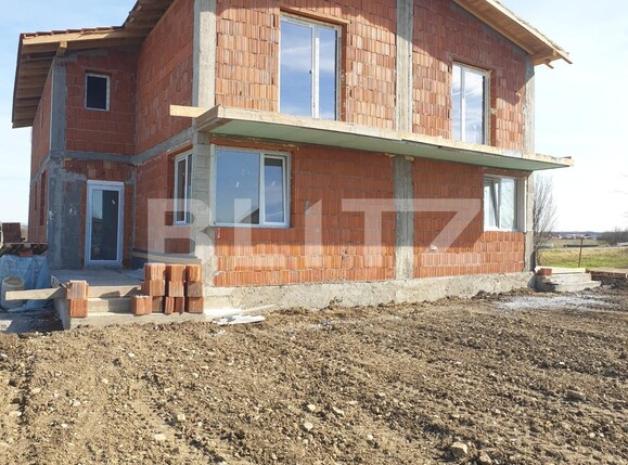 Casa de vânzare 4 camere Est - 111975CV | BLITZ Arad | Poza1