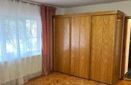 Apartament de 2 camere, semidecomandat, 65 mp, zona Micălaca