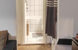 Apartament de 3 camere, semidecomandat, 70 mp utili, zona Aurel Vlaicu