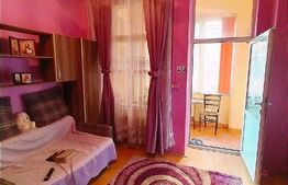 Apartament cu 2 camere la casă, decomandat, 57 mp, zona Centrală