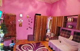 Apartament cu 2 camere la casă, decomandat, 57 mp, zona Centrală