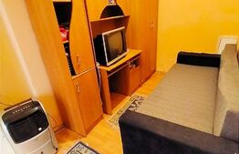 Apartament cu 2 camere la casă, decomandat, 57 mp, zona Centrală