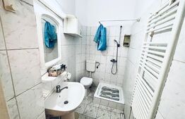 Oportunitate investiție! 5 Apartamente la casa, curte individuala, Teren 489 mp zona excelenta, situate in Centrul Aradului!! 