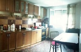 Doua case, 1439 mp teren si doua fronturi stradale, Tarnova