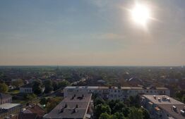 Apartament cu 3 camere, frumos amenajat, 69 mp, zona Vlaicu