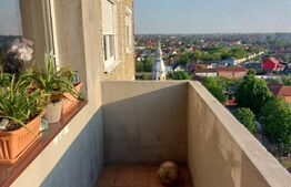 Apartament cu 3 camere, frumos amenajat, 69 mp, zona Vlaicu