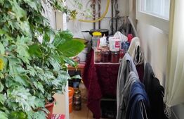 Apartament cu 3 camere, coborâtor, 80 mp utili, et 1, în zona Polivalentă