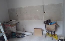 Casa 260 mp formata din doua apartamente, 369 mp teren, zona Intim