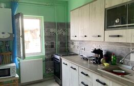 Apartament cu 3 camere, decomandat, 98 mp, zona Micălaca