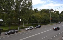 Apartament spatios, 3 camere, 98 mp,  Lacul Padurice