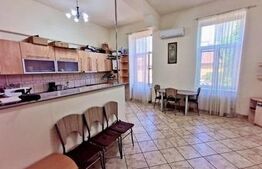 Apartament spatios, 3 camere, 98 mp,  Lacul Padurice