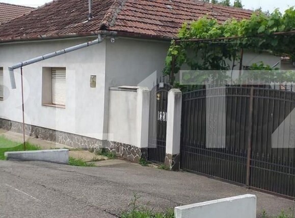 Casa de vânzare 4 camere Periferie - 121368CV | BLITZ Arad | Poza1