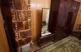 Casa doua corpuri, 3441 mp teren, centru Tarnova