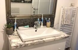 Apartament spatios cu 4 camere, 90 mp, bloc cu lift, zona Miorita