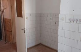 Apartament spatios cu 2 camere, decomandat, zona Podgoria