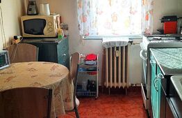 Apartament spatios, 2 camere, decomandat, 57 mp, zona Polivalenta