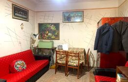 Casa de renovat,160 mp construiti, front stradal 16,5 ml, 648 mp teren,  Vladimirescu