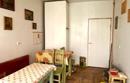 Casa de renovat,160 mp construiti, front stradal 16,5 ml, 648 mp teren,  Vladimirescu