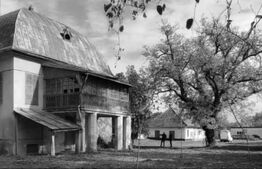 De vanzare conac boieresc, anul 1880, 3 ha teren, 1200 mp construiti, jud. Arad