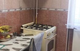 Apartament 3 camere cu centrala proprie 