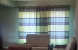 Vand casa cu etaj si 2 spatii de inchiriat in Chisineu Cris 