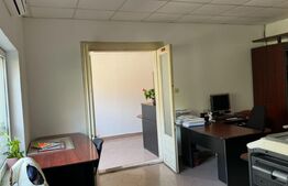 Apartament la casa, de vanzare, cu 3 camere, 120 mp, zona centrala