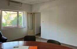 Apartament la casa, de vanzare, cu 3 camere, 120 mp, zona centrala