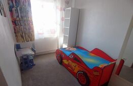  apartament de vanzare, cu 3 camere, 66 mp, zona Podgoria