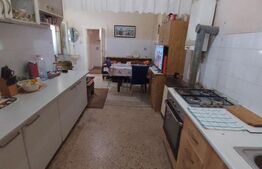 Apartament de vanzare, 4 camere, 201 mp, spatios, ultracentral