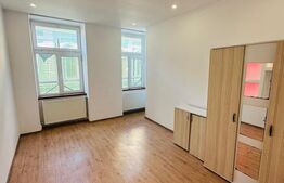 Apartament de vanzare, cu 3 camere, zona ultracentrala