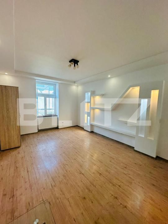 Apartament de vânzare 3 camere Ultracentral - 176629AV | BLITZ Arad | Poza1