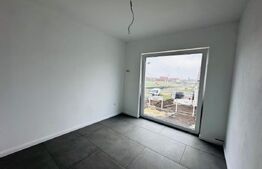 Casa moderna cu piscina, aproape de Arad