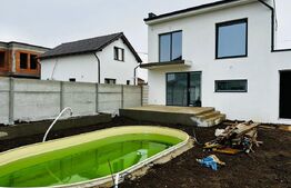 Casa moderna cu piscina, aproape de Arad