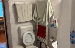 Casa in Iratosu cu teren, apa curentă, centrală termica , curte mare, livada