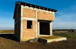 Casa la rosu, pe stoc, cu terasa si acoperis finalizat – Westfield