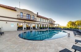 Casa la rosu, pe stoc, cu terasa si acoperis finalizat – Westfield