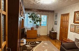 Apartament 3 camere, 65 mp, zona Gradiste