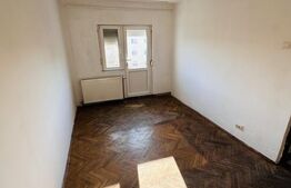 Apartament cu priveliste, 3 camere in Micalaca