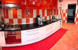 Apartament 3 camere, 90 mp, zona Alfa 