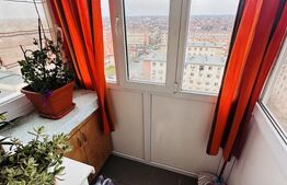 Apartament 3 camere, zona Vlaicu, Bloc renovat