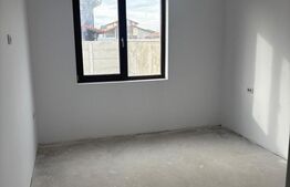 Casă Noua cu etaj, 5cam , 3bai, Terasa de 30mp, semifinisat