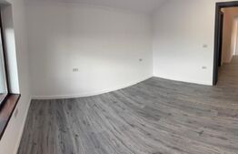 Casă Noua cu etaj, 5cam , 3bai, Terasa de 30mp, încălzire în pardoseală