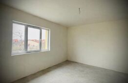 Apartament duplex, 157 mp, parter + etaj, zonă Gai, Arad 