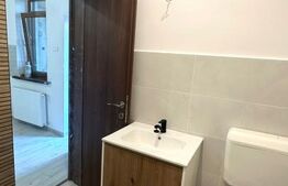 Apartament la casa, 64 mp, zona Central