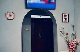 Apartament spațios cu finisaje moderne italienesti + boxa, garaj si curte comuna