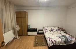 Casă spațioasă, 177 mp construiți, teren 3400 mp, 5 camere, cazan pe lemne